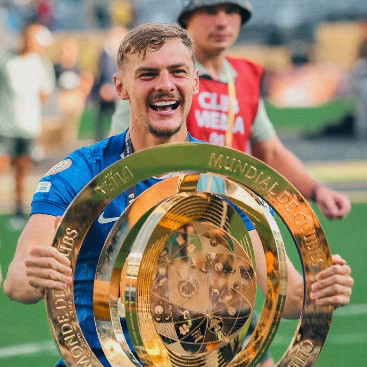 Kiernan Dewsbury Hall – Everton FC